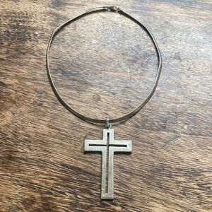 Sterling silver cross pendant (no chain)